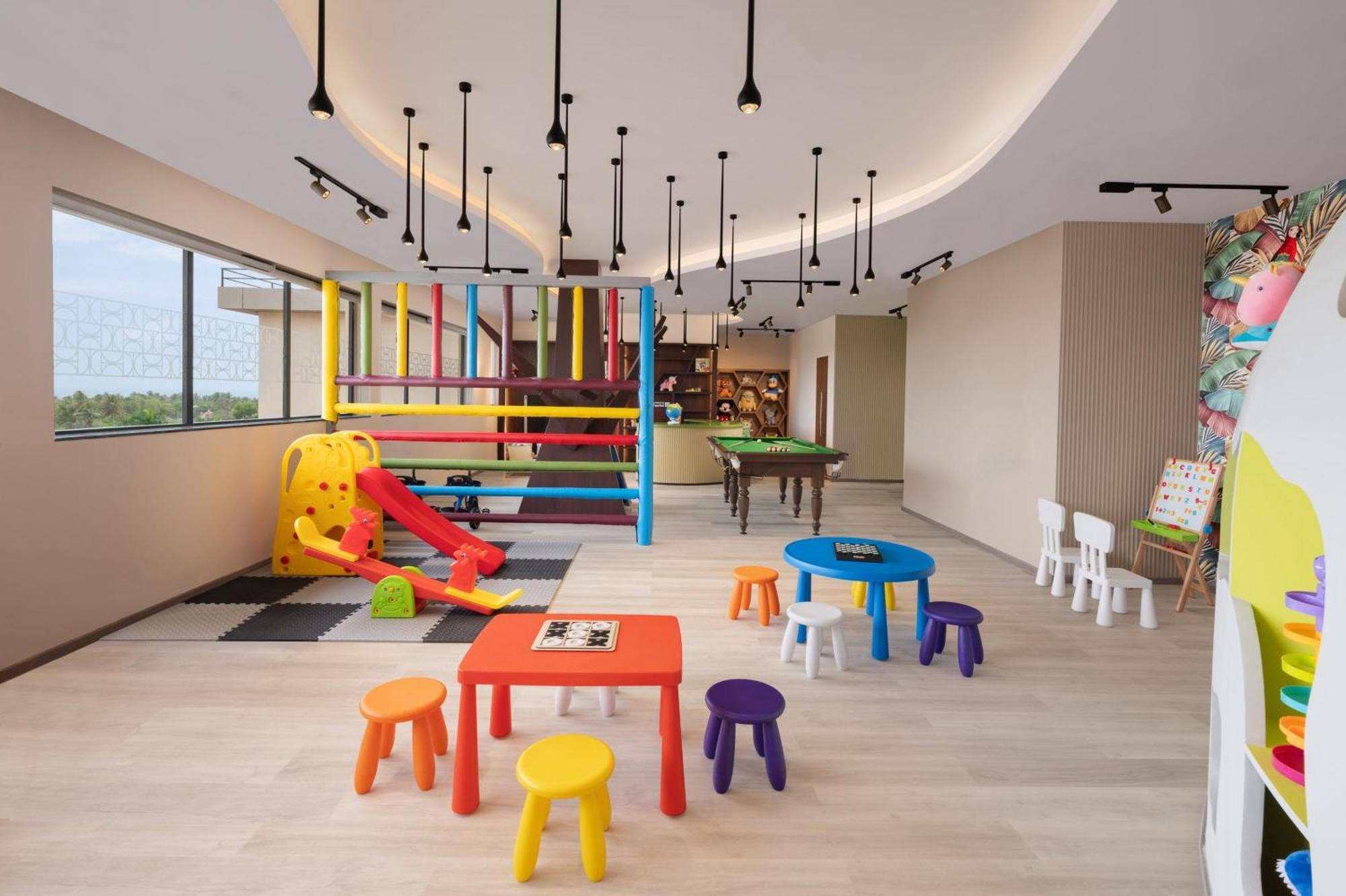 Отель Courtyard By Marriott Goa Колва Экстерьер фото