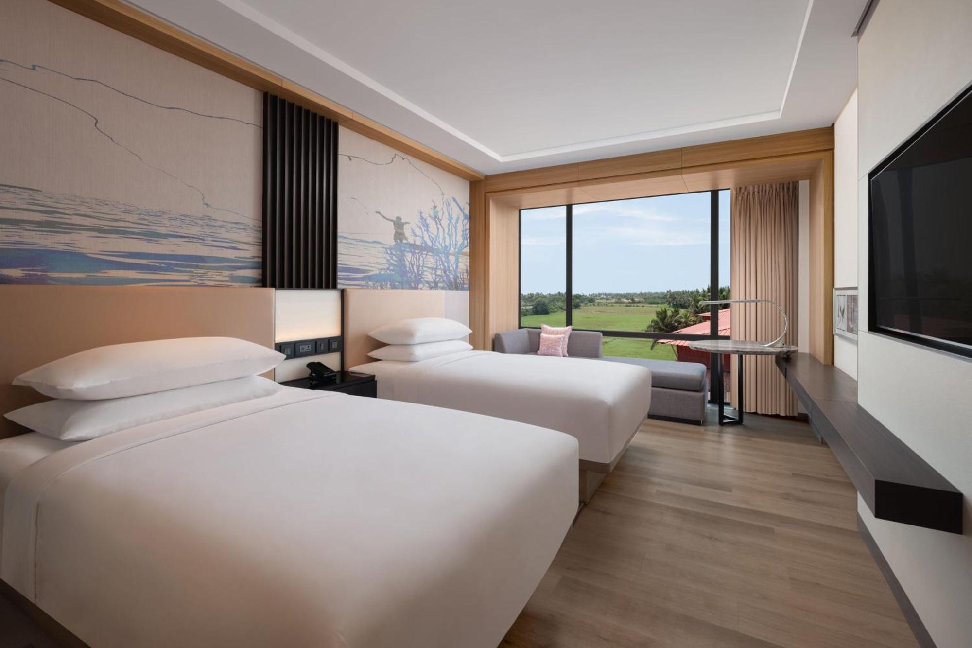 Отель Courtyard By Marriott Goa Колва Экстерьер фото