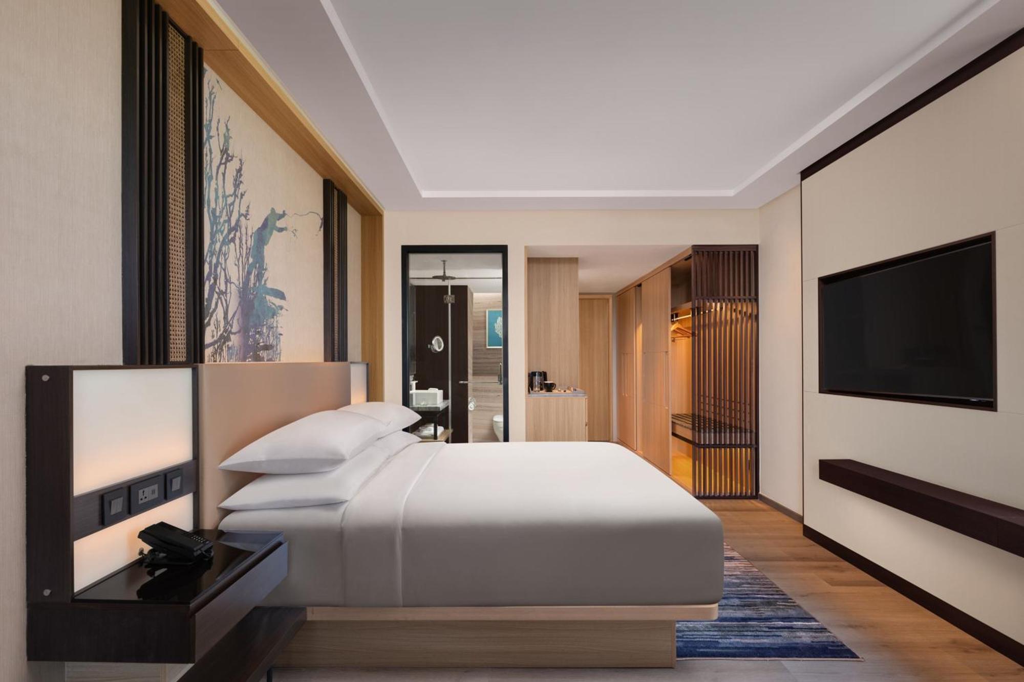 Отель Courtyard By Marriott Goa Колва Экстерьер фото