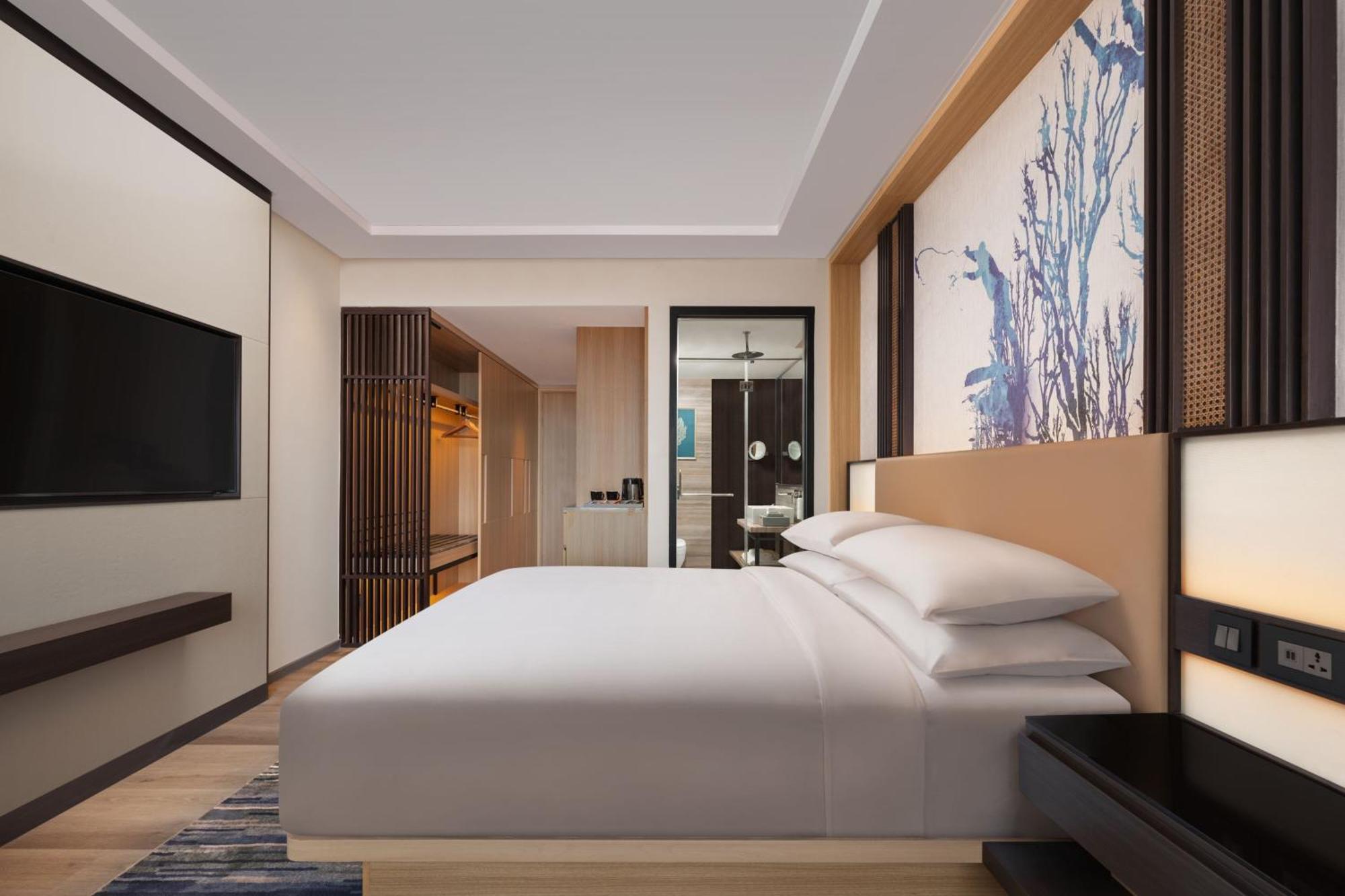Отель Courtyard By Marriott Goa Колва Экстерьер фото