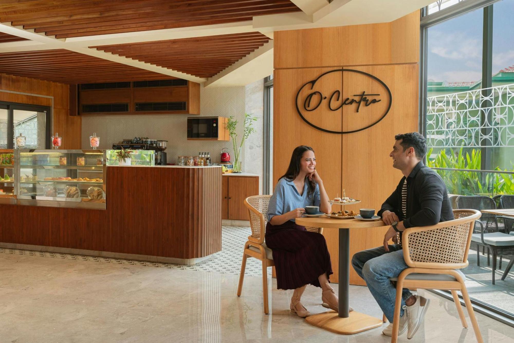 Отель Courtyard By Marriott Goa Колва Экстерьер фото